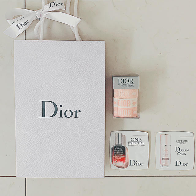 Dior(ディオール)の𓇼Dior𓇼マスキングテープ インテリア/住まい/日用品の文房具(テープ/マスキングテープ)の商品写真