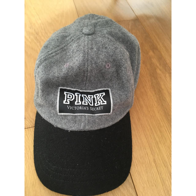 Victoria's Secret(ヴィクトリアズシークレット)のPINK (Victoria's secret) キャップ レディースの帽子(キャップ)の商品写真