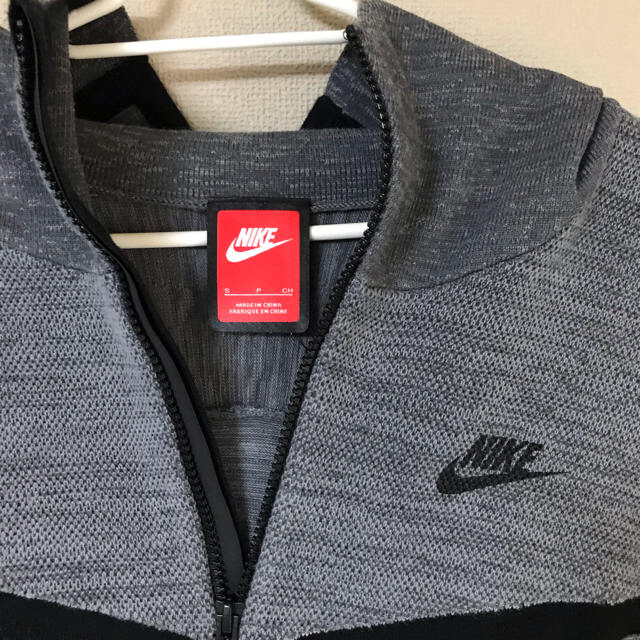 NIKE(ナイキ)の●シマちゃん様専用●✴︎クリロナ着用モデル✴︎NIKE テックニット 極美品 メンズのトップス(ジャージ)の商品写真