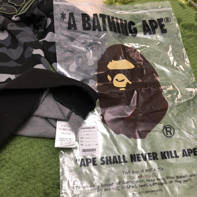 UUDEFEATED A BATHING APE  スウェット