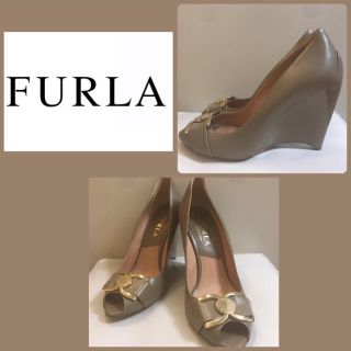 フルラ(Furla)の美品♡フルラ♡グレーレザー ウエッジパンプス♡(ハイヒール/パンプス)