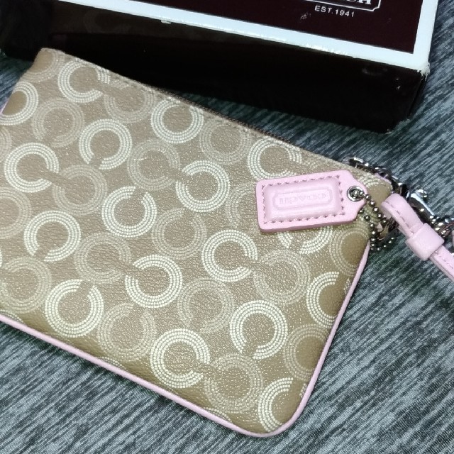 COACH(コーチ)の新品【コーチ　COACH】 レディースのファッション小物(財布)の商品写真