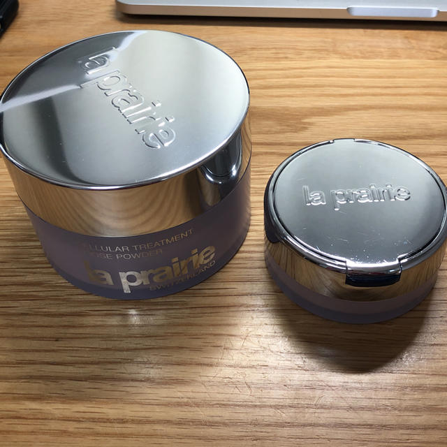 La Prairie(ラプレリー)のラ・プレリー トリートメント ルースパウダー コスメ/美容のベースメイク/化粧品(フェイスパウダー)の商品写真