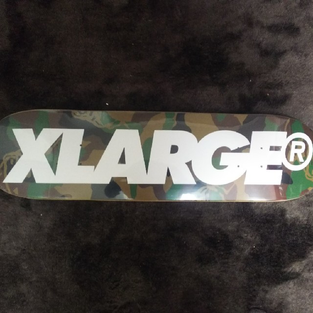 XLARGE(エクストララージ)のXLARGE スケボーデッキ 新品未使用 スポーツ/アウトドアのスポーツ/アウトドア その他(スケートボード)の商品写真