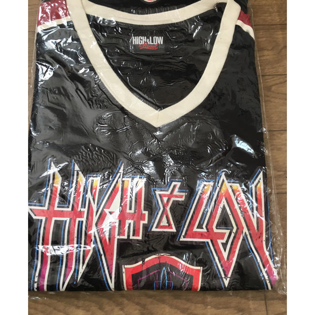 EXILE(エグザイル)の《値下げ》HIGH&LOWグッズ Tシャツ エンタメ/ホビーのタレントグッズ(ミュージシャン)の商品写真