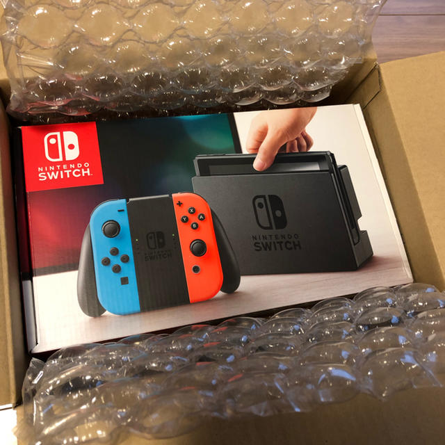 Nintendo Switch 本体 ネオンブルー／ネオンレッド 新品未開封