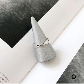 シルバー925リング♡ウェーブ銀925指輪Q♡オープンデザインフリーサイズ(リング(指輪))