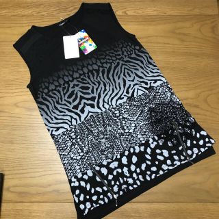 デシグアル(DESIGUAL)のdesigual ☆新品タグ付き☆タンクトップ(タンクトップ)