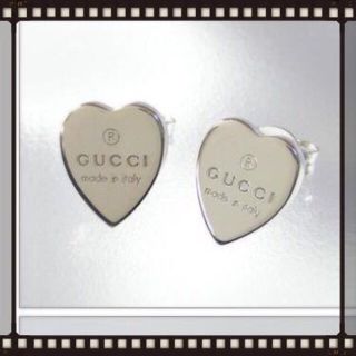 グッチ(Gucci)のGUCCI ハート型♡ピアス(ピアス)