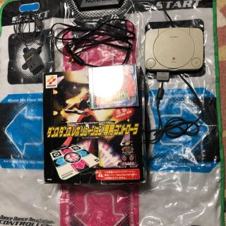 コナミ(KONAMI)のダンスダンスレボリューション PSone セット(家庭用ゲーム機本体)