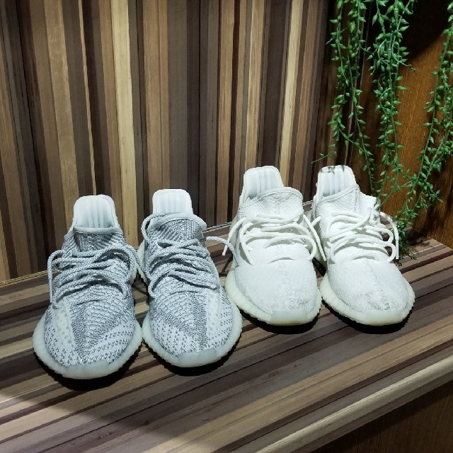 メンズ【専用】YEEZY BOOST 350V2 SATIC TRIPLEWHITE