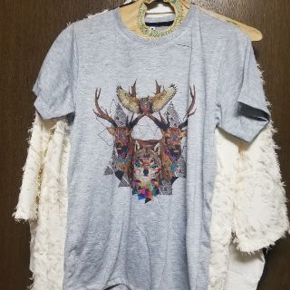 新品　4枚目は売れて今はありません(Tシャツ/カットソー(半袖/袖なし))