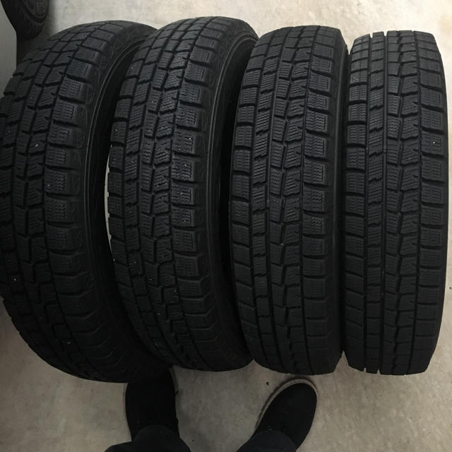 DUNLOP(ダンロップ)の155/80R13 79Q スタッドレス 中古 4本セット 2016年製 自動車/バイクの自動車(タイヤ)の商品写真