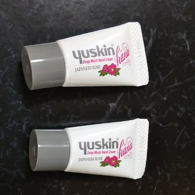 Yuskin(ユースキン)のユースキン ハナ ハンドクリーム 2個 コスメ/美容のボディケア(ハンドクリーム)の商品写真