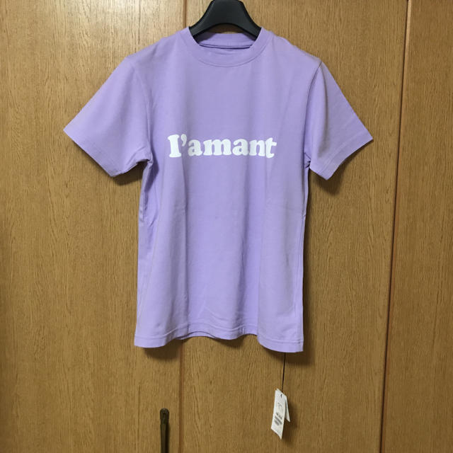 Maison de Reefur(メゾンドリーファー)のメゾンドリーファー ロゴTシャツ I'amant Tラベンダー レディースのトップス(Tシャツ(半袖/袖なし))の商品写真