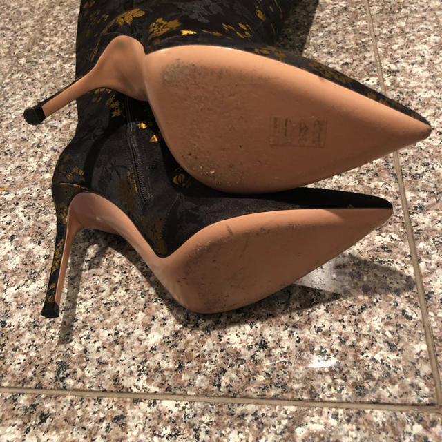 Gianvito Rossi(ジャンヴィットロッシ)のGianvito Rossi ニーハイブーツ レディースの靴/シューズ(ブーツ)の商品写真