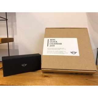 ビーエムダブリュー(BMW)のMINI クロック カレンダー2019非売品&純正キーホルダーセット(その他)