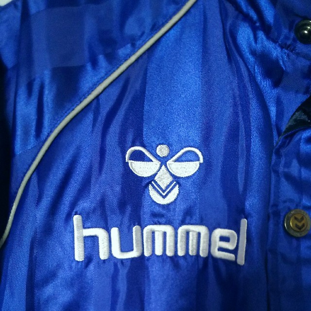 hummel(ヒュンメル)のヒュンメル 中綿入りウォーマー ウインドブレーカー上下 新品 未使用 紙タグ付き スポーツ/アウトドアのサッカー/フットサル(ウェア)の商品写真