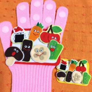 おべんとうばこ(赤) 手袋シアターの通販 by sss-123's shop|ラクマ おべんとうばこ(赤) 手袋シアターの通販 by sss-123's shop|ラクマ