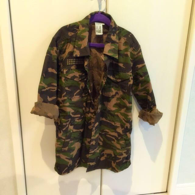 BEAMS(ビームス)のカモフラ柄シャツ140 キッズ/ベビー/マタニティのキッズ服男の子用(90cm~)(その他)の商品写真