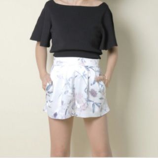 エイミーイストワール(eimy istoire)のmiiy様専用 water flower tuck short pants(ショートパンツ)