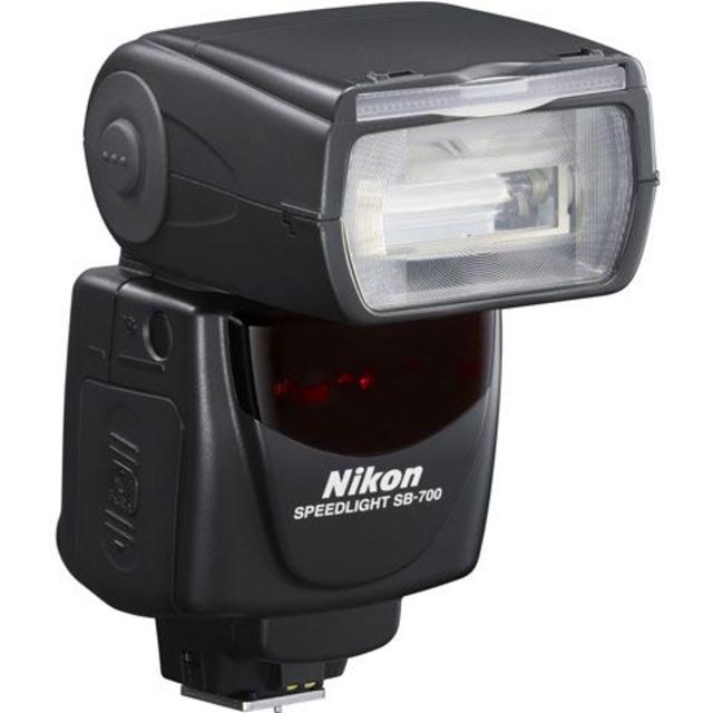 Nikon(ニコン)の新品 ニコン スピードライト SB700 1年保証 送料無料！ スマホ/家電/カメラのカメラ(ストロボ/照明)の商品写真