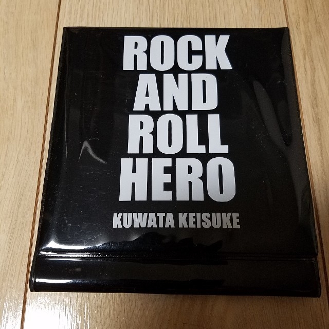 Victor(ビクター)の桑田佳祐　ROCK AND ROLL HERO CD収納ケース エンタメ/ホビーのタレントグッズ(ミュージシャン)の商品写真