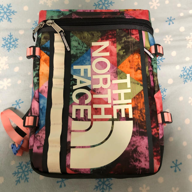 THE NORTH FACE(ザノースフェイス)のTHE NORTH FACE ダブルテイクプリント 値下げ交渉のコメント下さい。 レディースのバッグ(リュック/バックパック)の商品写真