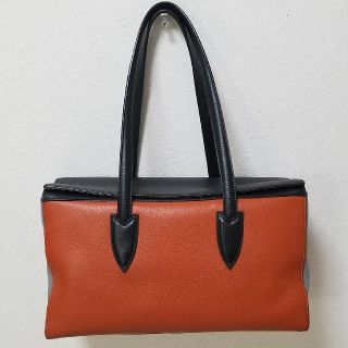 マックスマーラ(Max Mara)のMAX MARA マックスマーラ　バッグ(ショルダーバッグ)