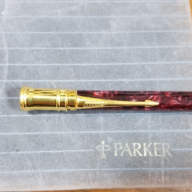 Parker(パーカー)のPARKER☆　ボールペン　☆美品☆ インテリア/住まい/日用品の文房具(ペン/マーカー)の商品写真