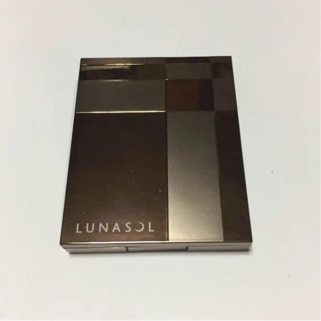 LUNASOL(ルナソル)のルナソル サンドナチュラルアイズ アイシャドウ コスメ/美容のベースメイク/化粧品(アイシャドウ)の商品写真