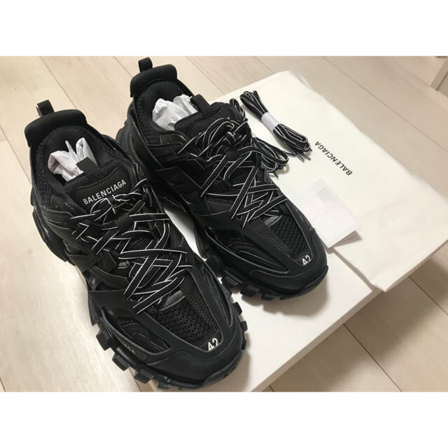 新品未使用 バレンシアガ balenciaga track 42 黒