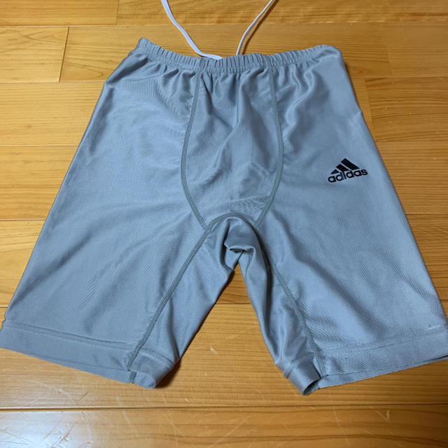 adidas(アディダス)のアディダス150パンツ キッズ/ベビー/マタニティのキッズ服男の子用(90cm~)(パンツ/スパッツ)の商品写真