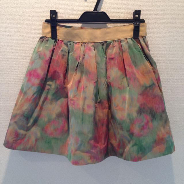 JILLSTUART(ジルスチュアート)のワープフラワースカート レディースのスカート(ミニスカート)の商品写真