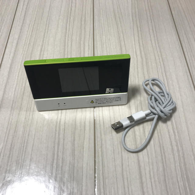 WiMAX2 W05 グレードル付 美品