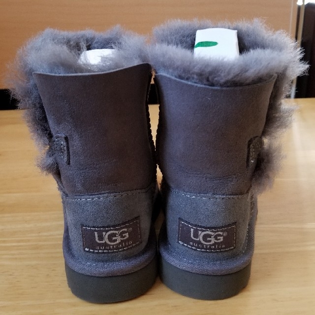 UGG(アグ)のUGG  ムートンブーツ　13.5cm　 キッズ/ベビー/マタニティのベビー靴/シューズ(~14cm)(ブーツ)の商品写真