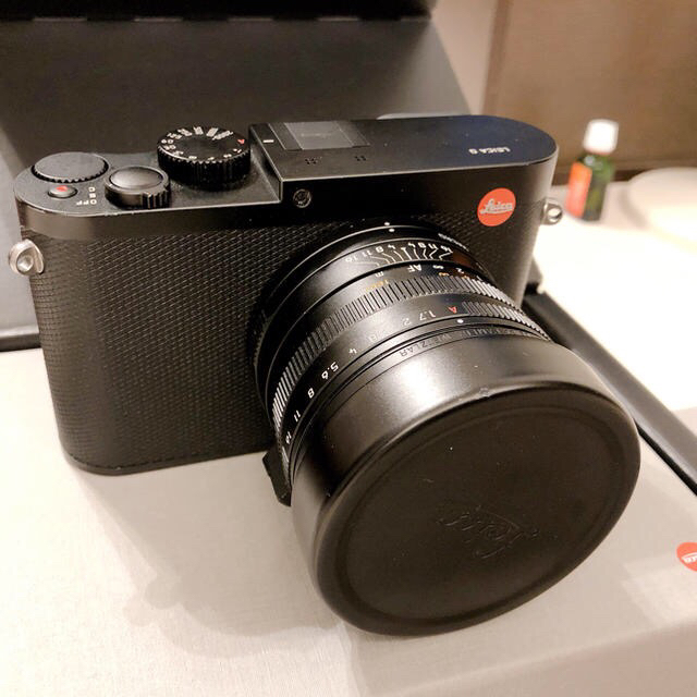 LEICA(ライカ)の【欠品なし美品】ライカQ  減額しました。数日しましたら取り消します。 スマホ/家電/カメラのカメラ(デジタル一眼)の商品写真