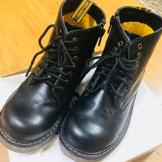 ドクターマーチン(Dr.Martens)の最終SALE！入学入園に！ドクターマーチンに似た感じで！(ブーツ)