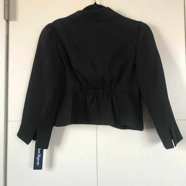 ボレロ風 黒 シンプル ショート丈 ジャケット 新品タグ付き 結婚式 レディースのトップス(ボレロ)の商品写真