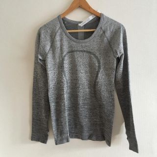 ルルレモン(lululemon)の*outlet* size4 long T-shirts lululemon (ヨガ)