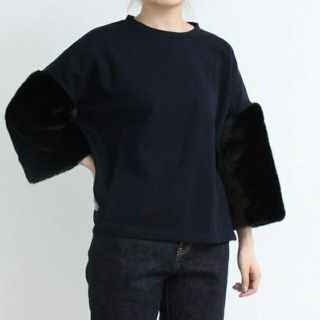 ドットアンドストライプスチャイルドウーマン(Dot&Stripes CHILDWOMAN)の★新品★ ドット＆ストライプス チャイルドウーマン 袖ファーカットソー(カットソー(長袖/七分))