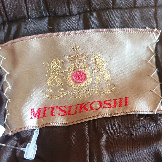 三越(ミツコシ)の三越 MITSUKOSHI ファーコート レディースのジャケット/アウター(毛皮/ファーコート)の商品写真