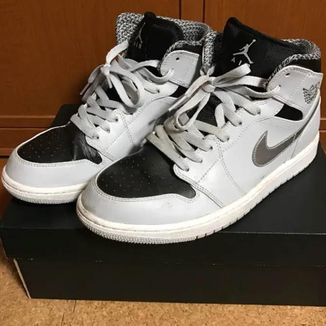 NIKE AIR JORDAN 1 ナイキ エア ジョーダン１