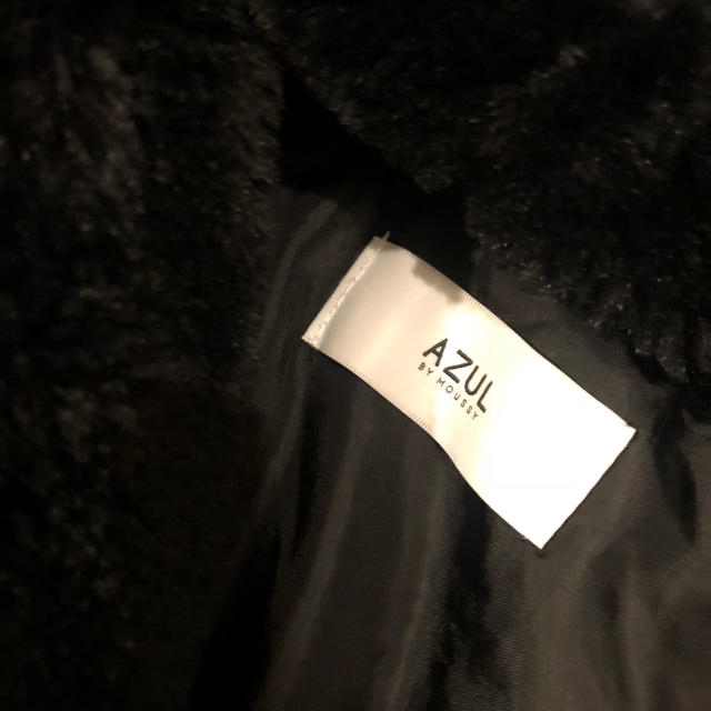 AZUL by moussy(アズールバイマウジー)のショールカラーエコファーコート レディースのジャケット/アウター(毛皮/ファーコート)の商品写真