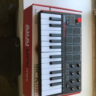 Akai Professional MPK mini USB MIDI  (MIDIコントローラー)