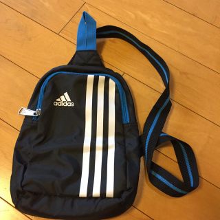 アディダス(adidas)のadidas ナイロンバッグ(ショルダーバッグ)