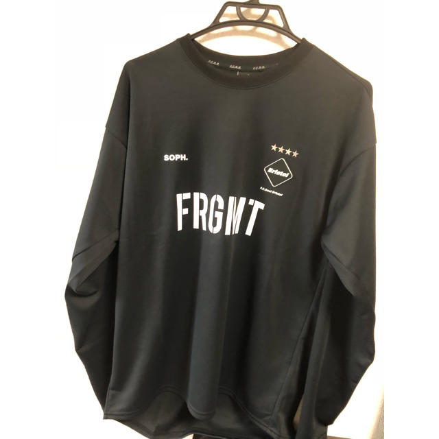 F.C.R.B.(エフシーアールビー)のf.c.r.b フラグメント  L/S TRAINING TOP FRGMT メンズのトップス(Tシャツ/カットソー(七分/長袖))の商品写真