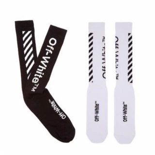 オフホワイト(OFF-WHITE)のoffwhite ARROWS SOCKS BLACK WHITE(ソックス)