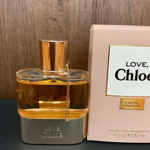 Chloe(クロエ)のなっつ様専用です。クロエ 香水 30ml コスメ/美容の香水(香水(女性用))の商品写真