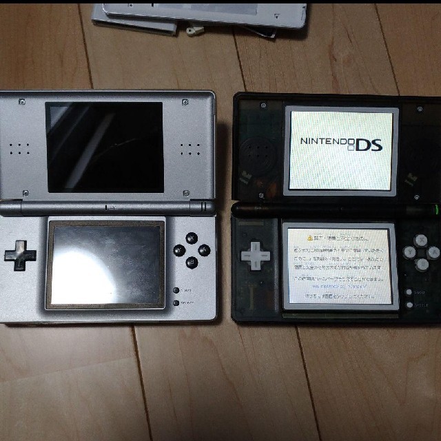 ニンテンドーDS(ニンテンドーDS)のDS lite ジャンク エンタメ/ホビーのゲームソフト/ゲーム機本体(携帯用ゲーム機本体)の商品写真